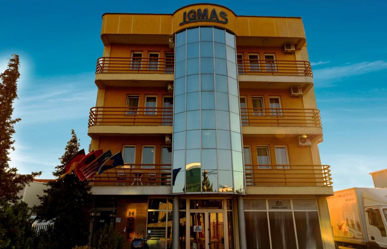 Boutique Hotel Igmas, Prishtina Prishtine Bagian luar foto
