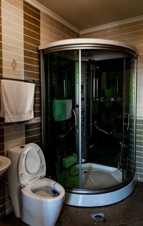 Boutique Hotel Igmas, Prishtina Prishtine Bagian luar foto