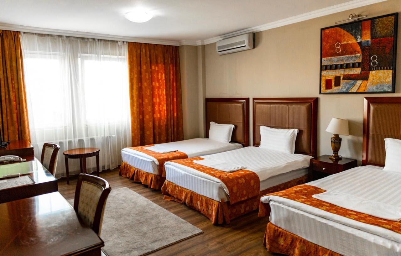 Boutique Hotel Igmas, Prishtina Prishtine Bagian luar foto